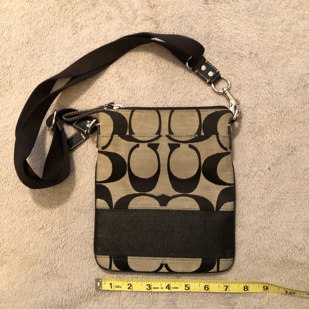 EUC Small Signature File Coach Purse